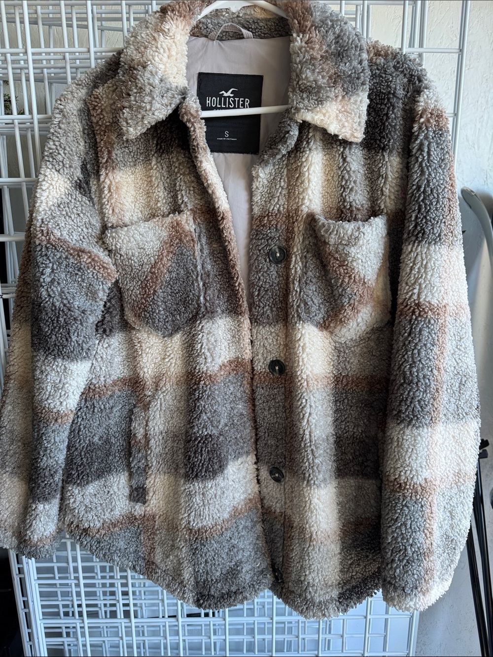 Hollister Plush Sherpa Shacket in Cream, Gray & Brown Plaid